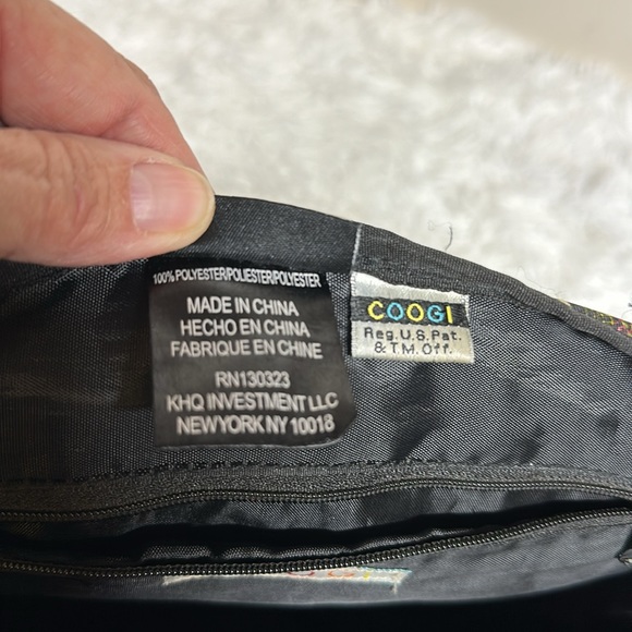 Coogi Backpack Messenger Bag (Carry on Colorful-Hard to find) - Picture 10 of 13